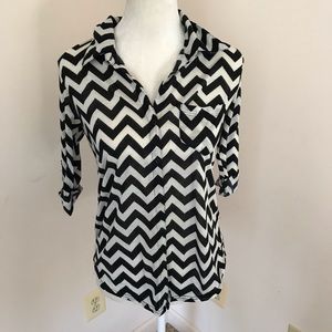 Rue 21- Chevron Button Down